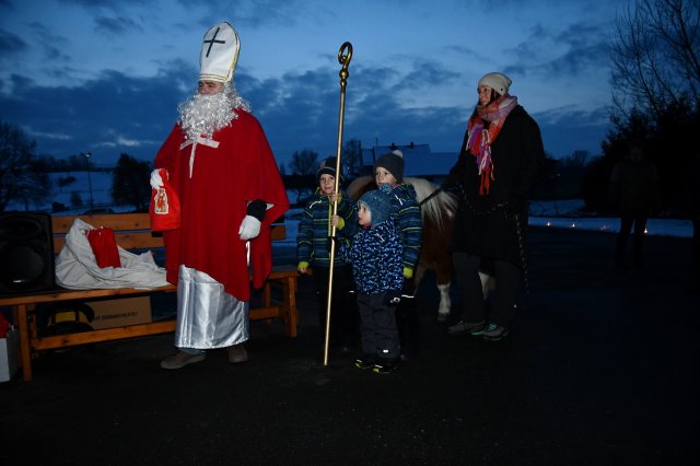 Nikolausaktion beim Spielplatz am 8. Dezember 2023