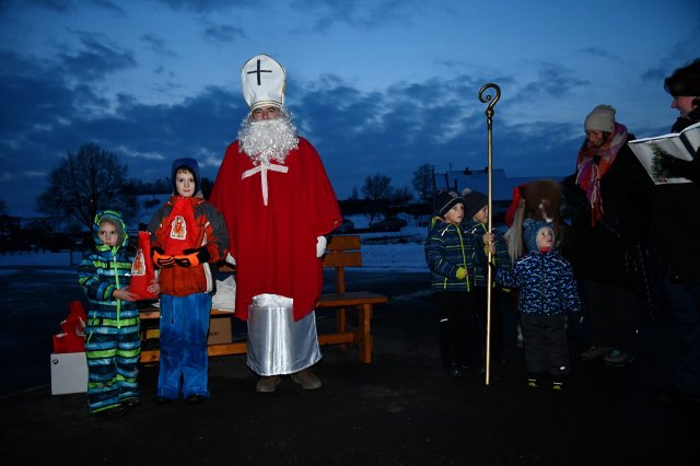 Nikolausaktion beim Spielplatz am 8. Dezember 2023