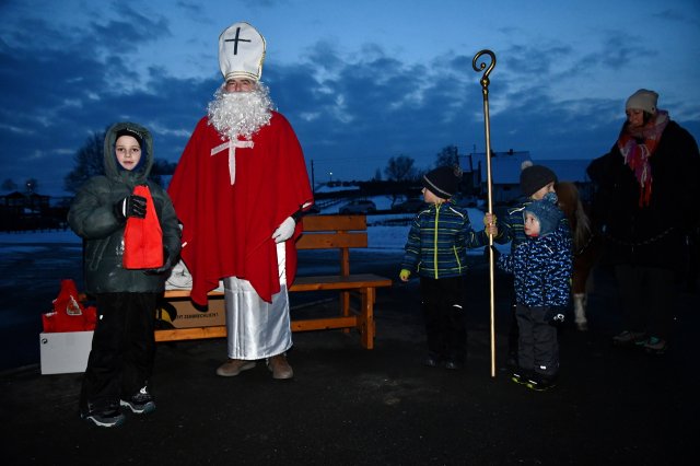 Nikolausaktion beim Spielplatz am 8. Dezember 2023