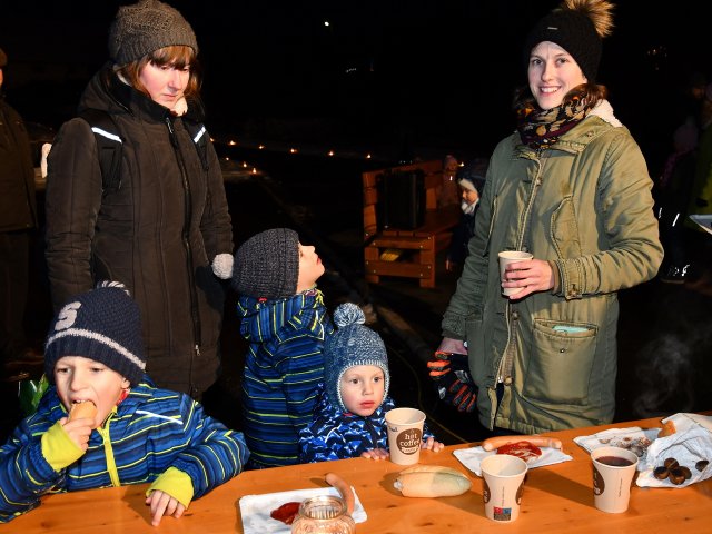 Nikolausaktion beim Spielplatz am 8. Dezember 2023