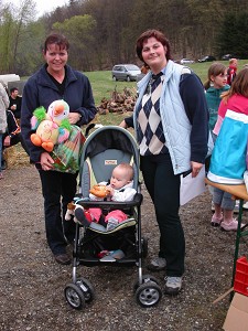 Renate Strobl mit der Gewinnerin der Altersgruppe I